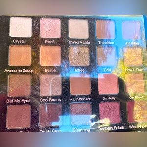 Violet Voss Pro Eyeshadow Palette - Brand New